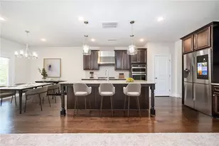 222 Gallant Fox Wy, Acworth, GA 30102 - Photo 2