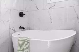 1712 Evans Dr SW, Atlanta, GA 30310 - Photo 10