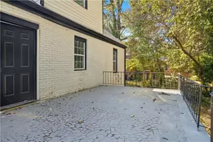 1001 Jefferson Ave, Atlanta, GA 30344 - Photo 8