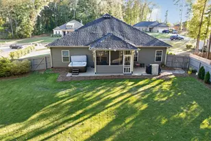 829 River Fall Dr, Jefferson, GA 30549 - Photo 60