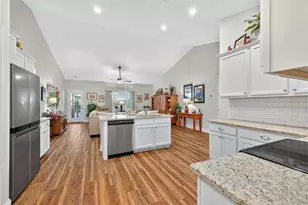 829 River Fall Dr, Jefferson, GA 30549 - Photo 10