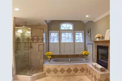 998 Ferncliff Road NE, Atlanta, GA 30324 - Photo 14