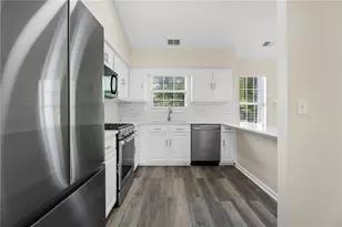 955 Loch Forest Way, Riverdale, GA 30296 - Photo 6