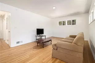 2115 Nichols Ln, Decatur, GA 30032 - Photo 4