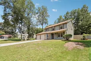 5320 Kelleys Creek Dr, Stone Mountain, GA 30088 - Photo 1