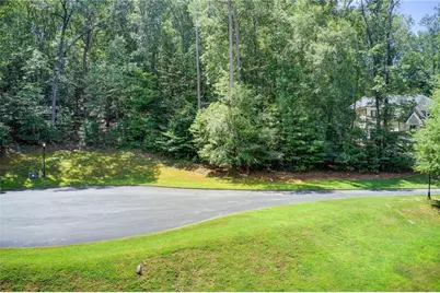 3869 Teesdale Court, Sandy Springs, GA 30350 - Photo 4