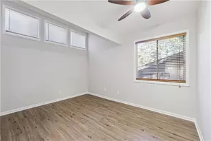 130 Lakeview Ridge W, Roswell, GA 30076 - Photo 30