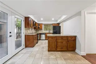 130 Lakeview Ridge W, Roswell, GA 30076 - Photo 18