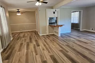 1801 Driftwood Pl, Snellville, GA 30078 - Photo 4