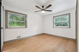 2010 Glenroy Dr SE, Smyrna, GA 30080 - Photo 16