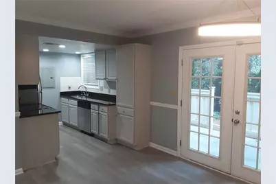 6900 Roswell Road #O3, Atlanta, GA 30328 - Photo 2