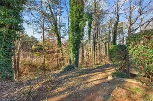 1412 Crooked Tree Cir, Stone Mountain, GA 30088 - Photo 30