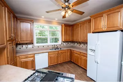 9800 Court Lynn Lane, Winston, GA 30187 - Photo 16