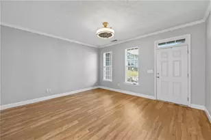 6616 Splashwater Dr, Flowery Branch, GA 30542 - Photo 10