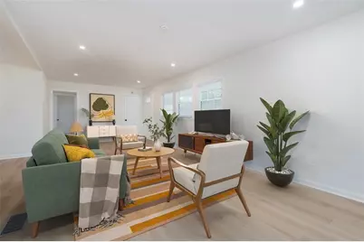 794 Casplan Street, Atlanta, GA 30310 - Photo 2