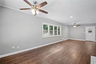 2790 Collier Dr NW, Atlanta, GA 30318 - Photo 8