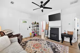 126 W 5th St, Monroe, GA 30655 - Photo 6