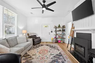 126 W 5th St, Monroe, GA 30655 - Photo 4