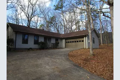 3730 Newport Drive, Gainesville, GA 30506 - Photo 2