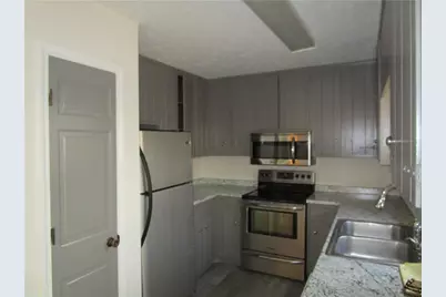 3730 Newport Drive, Gainesville, GA 30506 - Photo 12