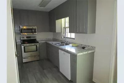 3730 Newport Drive, Gainesville, GA 30506 - Photo 14