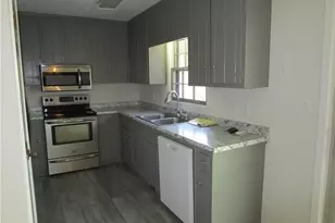 3730 Newport Dr, Gainesville, GA 30506 - Photo 14