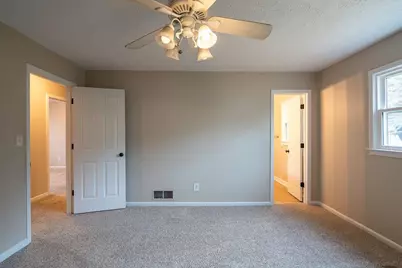 55 Clingstone Circle, Newnan, GA 30265 - Photo 10