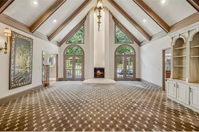 5318 Brooke Farm Drive, Dunwoody, GA 30338 - Photo 8