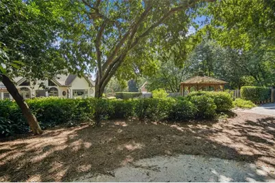 5318 Brooke Farm Drive, Dunwoody, GA 30338 - Photo 70