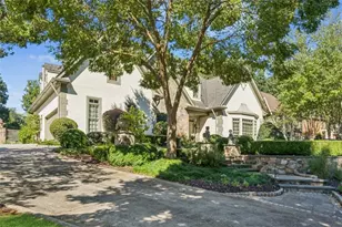 5318 Brooke Farm Dr, Dunwoody, GA 30338 - Photo 4