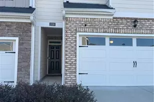 1026 King Iron Dr, Lawrenceville, GA 30045 - Photo 4