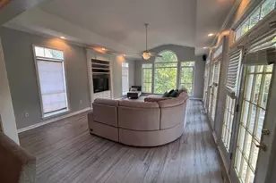 9256 Brook Ct, Douglasville, GA 30135 - Photo 2