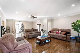 405 Savannah Cir, Jonesboro, GA 30236 - Photo 18