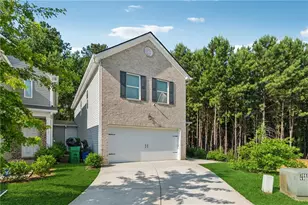 1062 Valley Rock Dr, Lithonia, GA 30058 - Photo 2