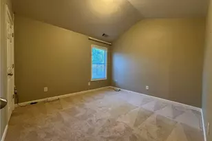 1326 Castleberry Dr, Buford, GA 30518 - Photo 20