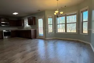 1326 Castleberry Dr, Buford, GA 30518 - Photo 10