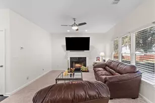 1023 White Fox Run, Lawrenceville, GA 30045 - Photo 14