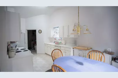 5437 Evergreen Forest Court, Flowery Branch, GA 30542 - Photo 8