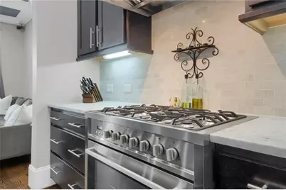 328 Brownstones NE, Atlanta, GA 30312 - Photo 6