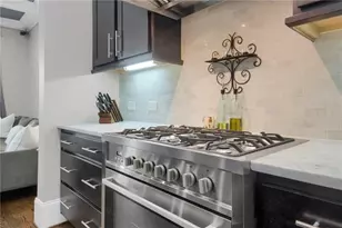 328 Brownstones NE, Atlanta, GA 30312 - Photo 6