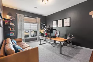 1010 Blue Indigo Dr, Roswell, GA 30076 - Photo 6