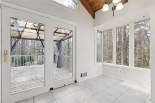 4910 Tremont Dr NE, Marietta, GA 30066 - Photo 16