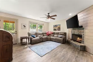 309 Fowler Creek Dr, Cleveland, GA 30528 - Photo 8