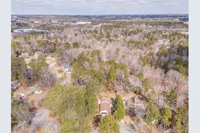 6788 E Woodridge Place E, Douglasville, GA 30135 - Photo 4