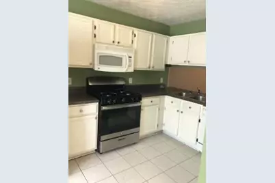 1035 Plantation Way #1035, Kennesaw, GA 30144 - Photo 2