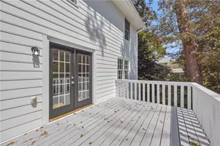 4872 Arrowhead Trail W SW, Lilburn, GA 30047 - Photo 16