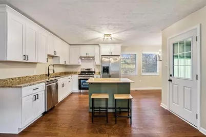 2811 Hill Circle, Dacula, GA 30019 - Photo 2