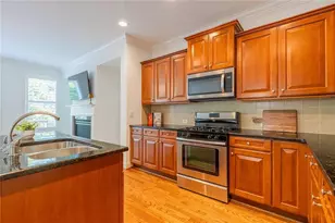 2046 Heathermere Way, Roswell, GA 30075 - Photo 12