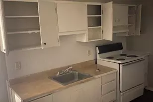 6421 Raymond Terrace, Union City, GA 30291 - Photo 4