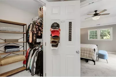 1023 Shady Valley Place NE, Atlanta, GA 30324 - Photo 32